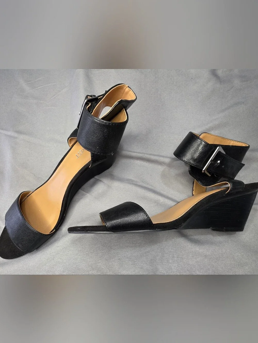 Nine West Black Ankle Strap Wedge Sandals Size 7 Buckle Open Toe